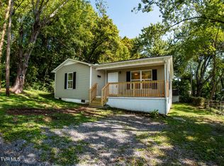 410 N Armstrong St, Rogersville, TN 37857