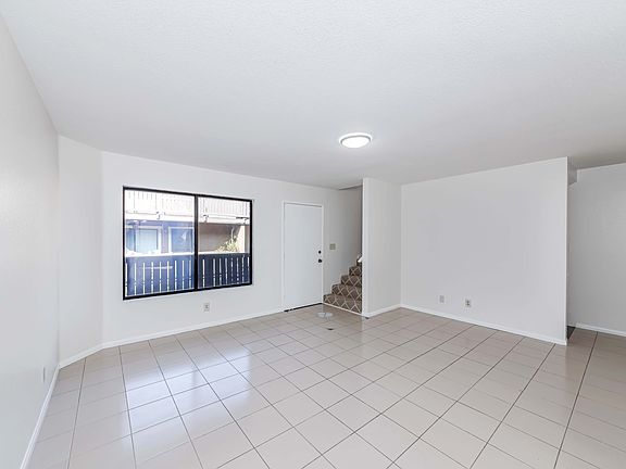 4th image of 16414 Cornuta Ave APT 11