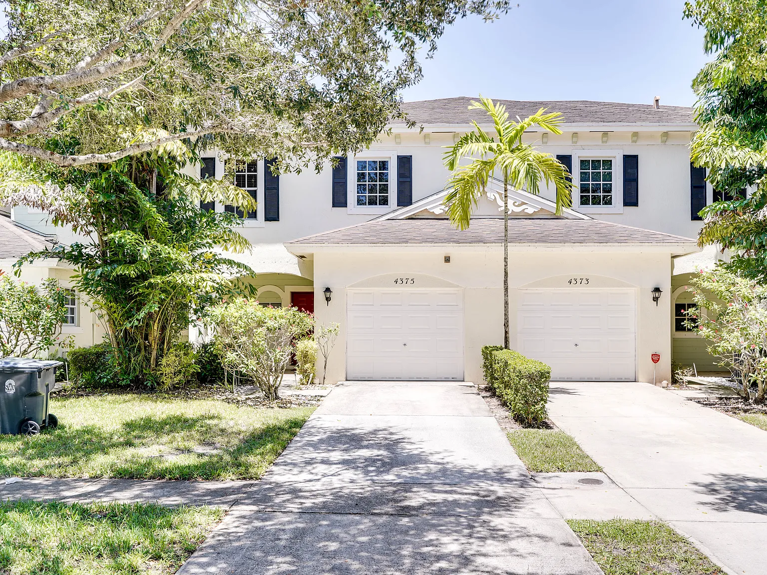 3 bed, 2.5 bath, 1700 sqft, $3,400 — Photo 1