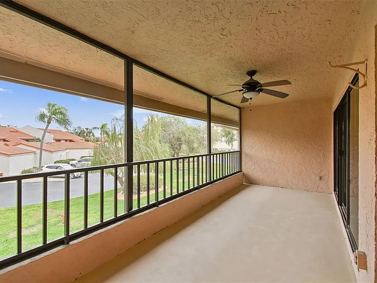 4800 Brittany Dr S #102 — Photo 48