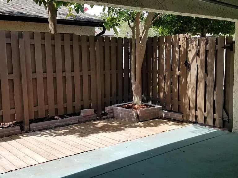 1548 Gulfview Dr — Photo 4