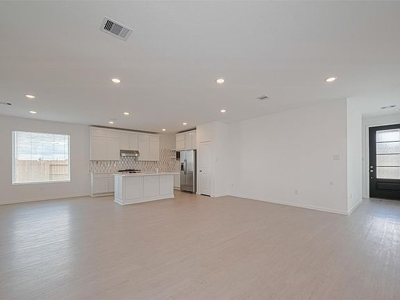 4th image of 6743 Iron Clover Dr #0