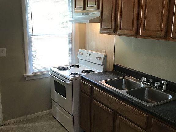 5th image of 1834 Lakeview Ave