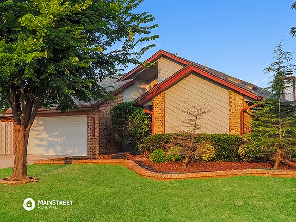 4th image of 11309 Mackel Dr