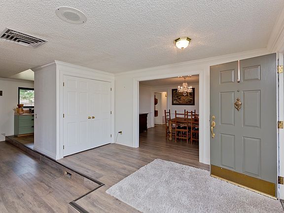 4th image of 351 McFarland Ct
