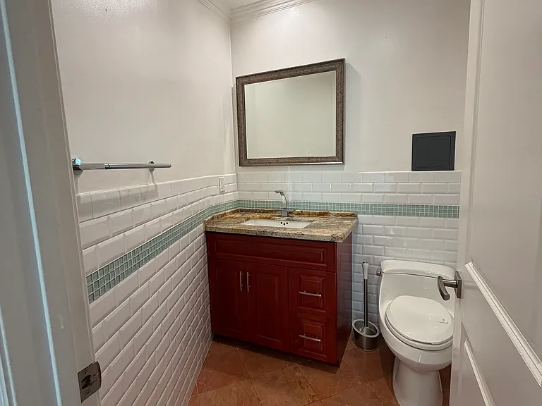 10394 Almayo Ave #10394 — Photo 13