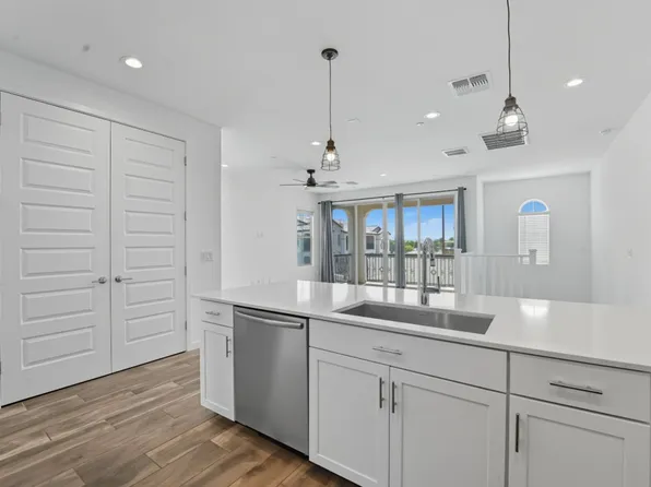 4063 E Amoroso Dr, Gilbert, AZ 85296