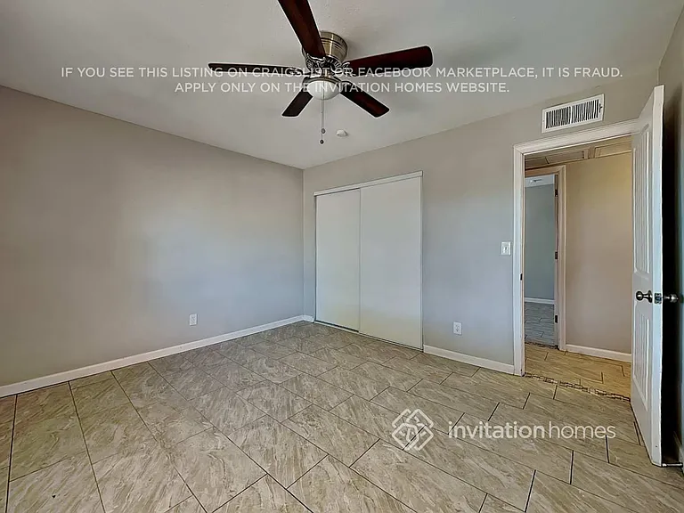 4143 N 74th Dr — Photo 10