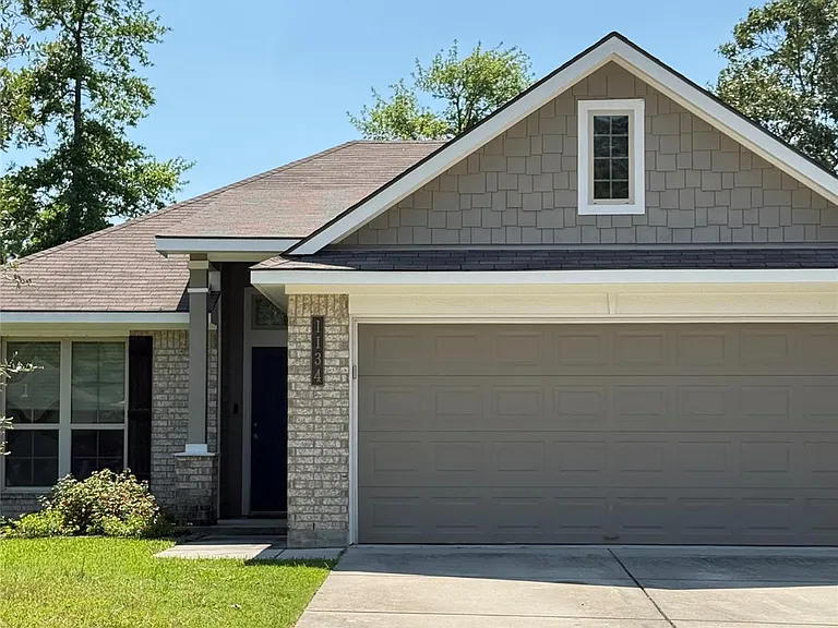1134 Shadow Glenn Dr — Photo 1