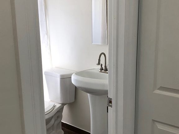 4th image of 507 Loma Dr APT 308