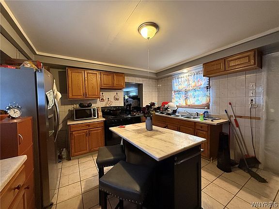 4th image of 37 Davey St