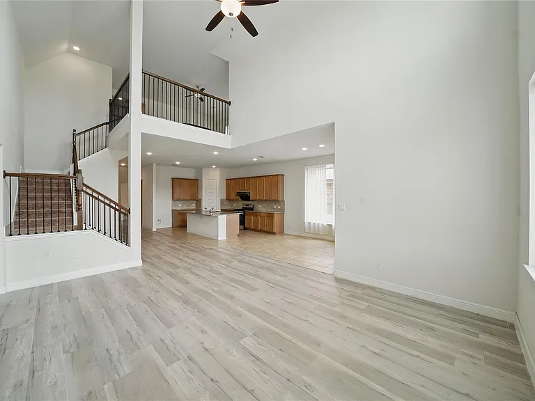 3902 Palmer Meadow Ct — Photo 25