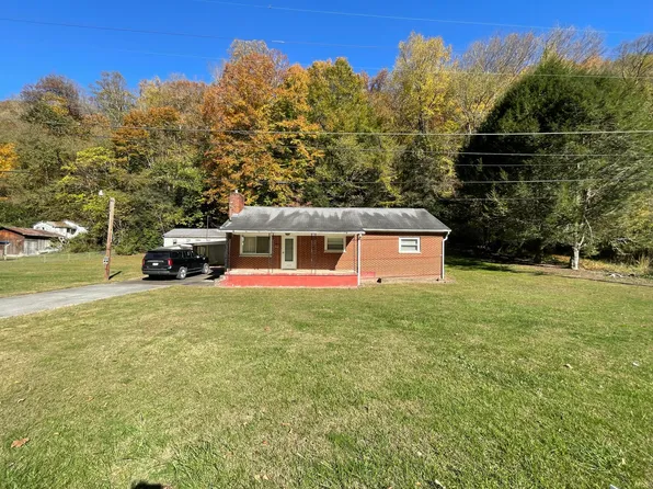 2334 Dixie Hwy, Lizemores, WV 25125
