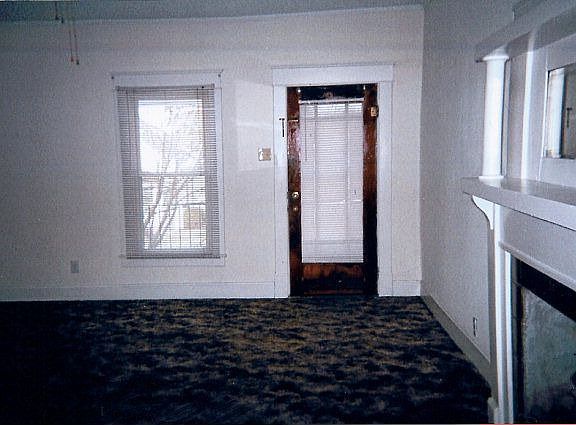 3rd image of 123 Peyton Ave