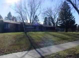 6731 Maple St, North Branch, MN 55056