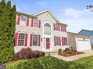 255 Sunset Dr, Hanover, PA 17331