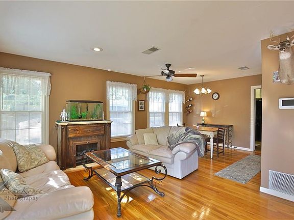5th image of 781 Ballinger St