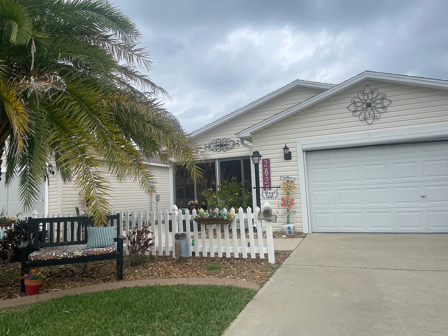 2 bed, 1157 sqft, $1,900 — Photo 1