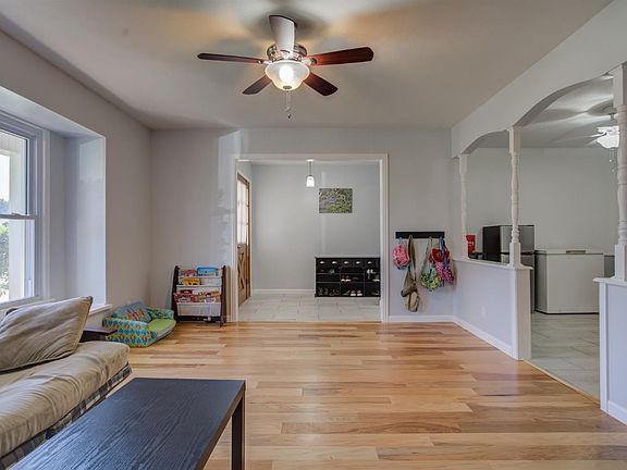 3rd image of 6106 Nashville Ave