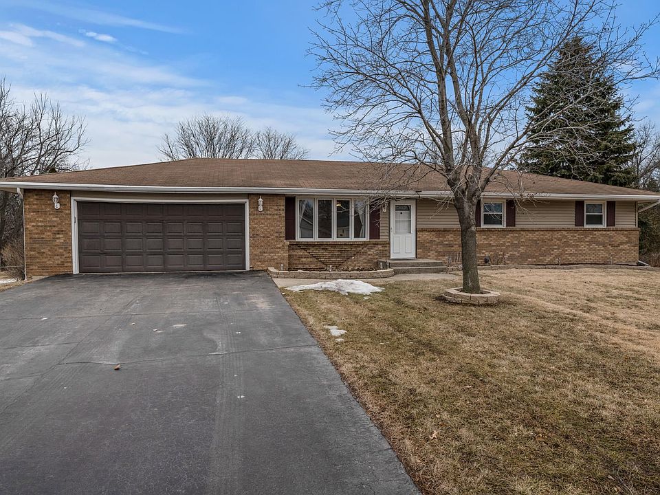 4082 Valerie Rd, Roscoe, IL 61073 Zillow