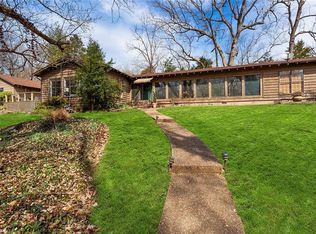 239 White Rd, Fayetteville, AR 72703