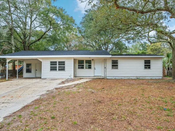 511 Thornhill Rd, Fort Walton Beach, FL 32547