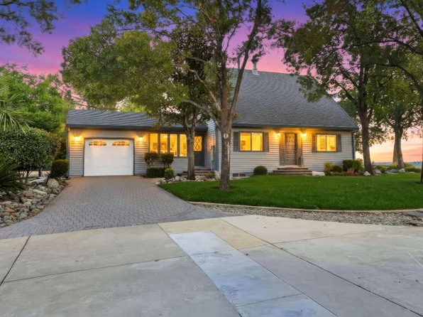 15189 La Paloma Way, Redding, CA 96001