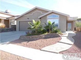 1520 Cherokee Ridge Dr, El Paso, TX 79912