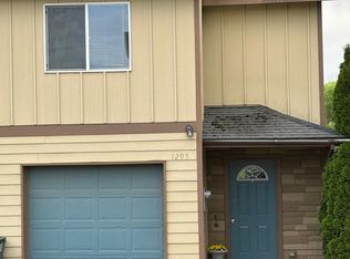 1295 SW 12th St, Pendleton, OR 97801