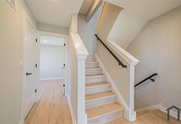 4th image of 2639 Cecil B Moore Ave Floor 2