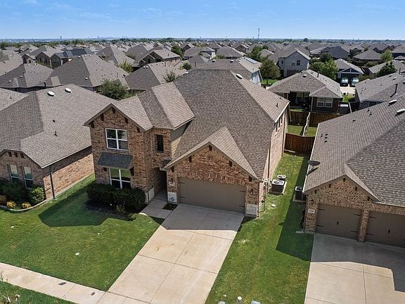 2nd image of 1704 Alton Way