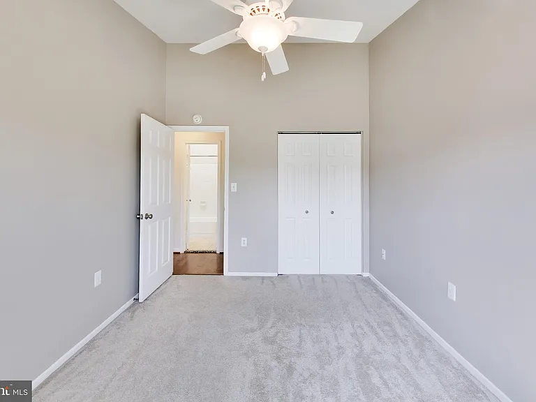 4 Earth Star Ct — Photo 23