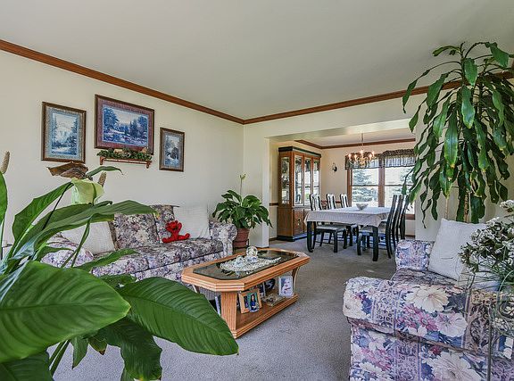 5th image of 948 Westgate Dr