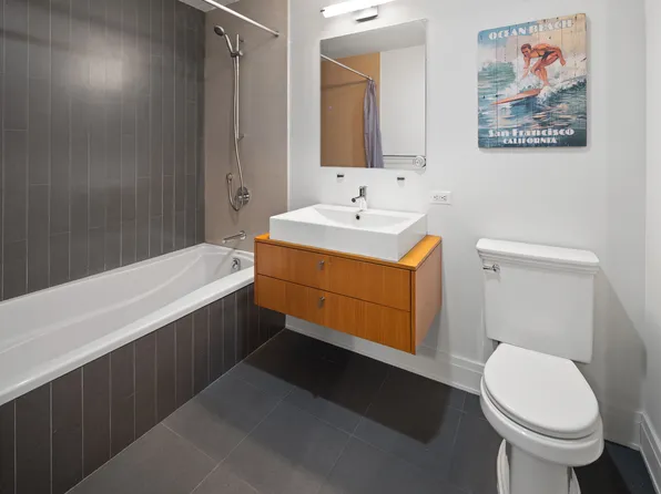 124 West 24th Street 2B image 6 of 6