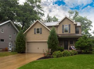 24212 Russell Rd, Bay Village, OH 44140