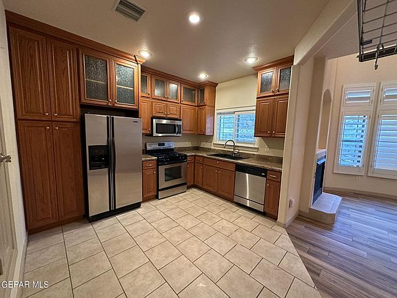 2nd image of 5939 Bandolero Dr Unit I
