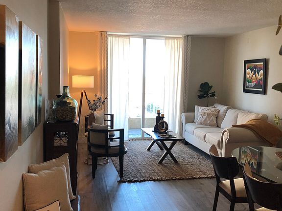 3rd image of 117 NW 42nd Ave APT 708