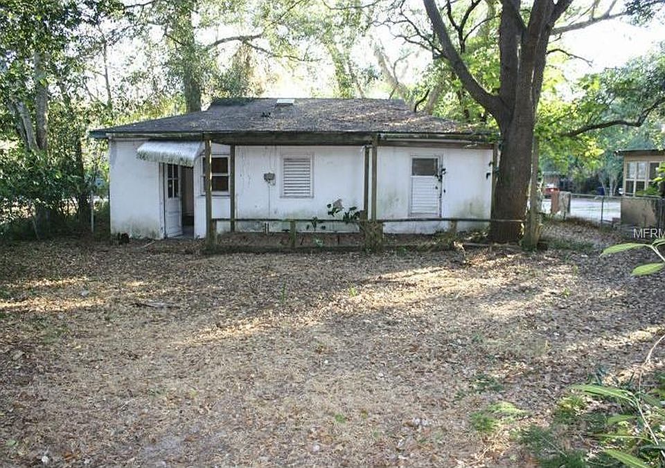 2nd image of 4208 E River Hills Dr