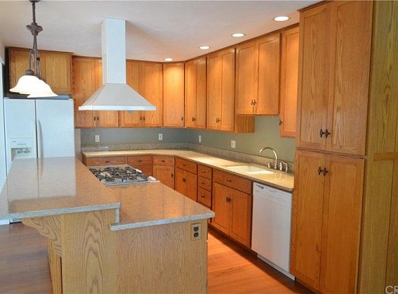 5th image of 8135 Elden Ave