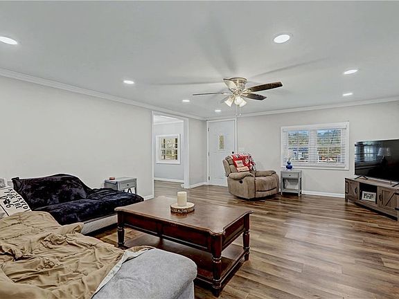 5th image of 134 Church Rd