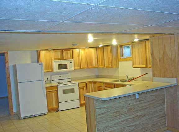 5th image of 2610 Lyndale Ln