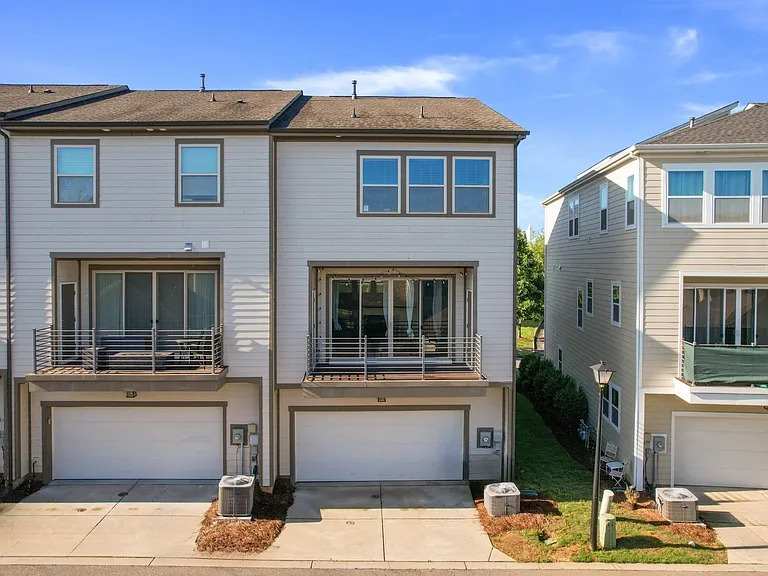 1722 Pat Garrett St — Photo 36