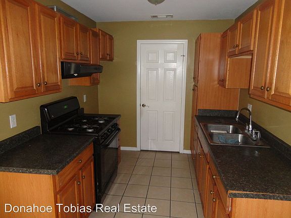 4th image of 225 E Graham Ave #A