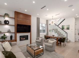 959 E 13th Ave, Vancouver, BC V5T 2L7