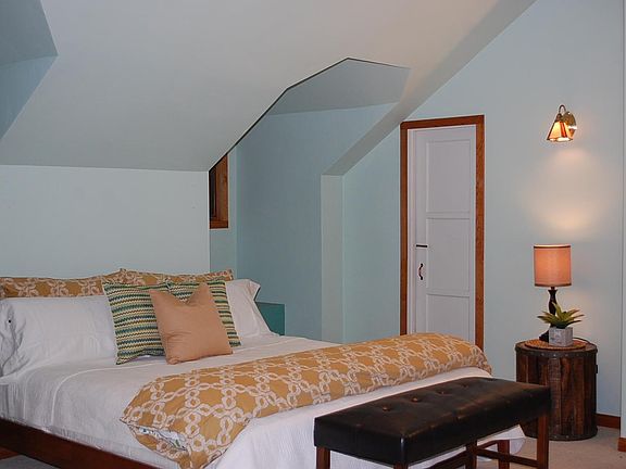 Master Suite w/King, Step to Private Bath and Outdoor Balcon