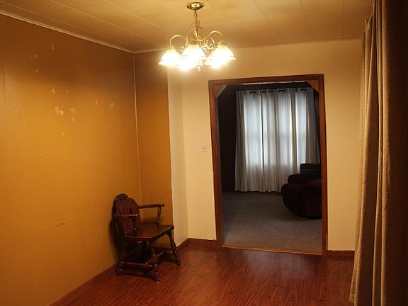 5th image of 4361 S Sunset Dr