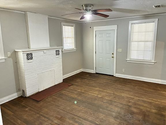 2nd image of 565 Chestnut Dr