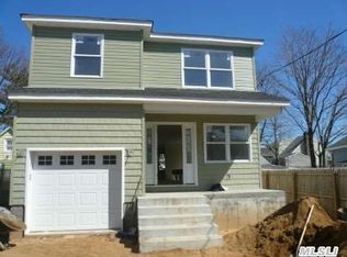 333 Werns Ave, Elmont, NY 11003