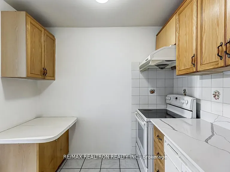100 Mornelle Ct #1045 — Photo 20