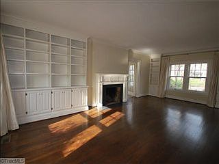 3rd image of 2417 Berkley Pl